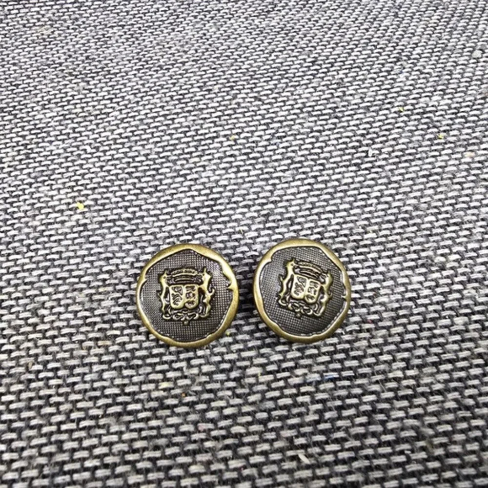 Buttons Vintage Crest Heraldic Set of 2 Bronze Excellent Dark Academia
